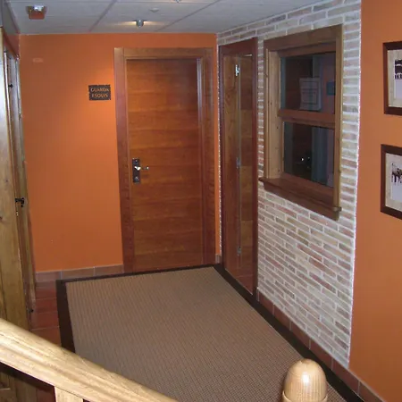 Casa Lavedan トラマカスティリャ・デ・テナ